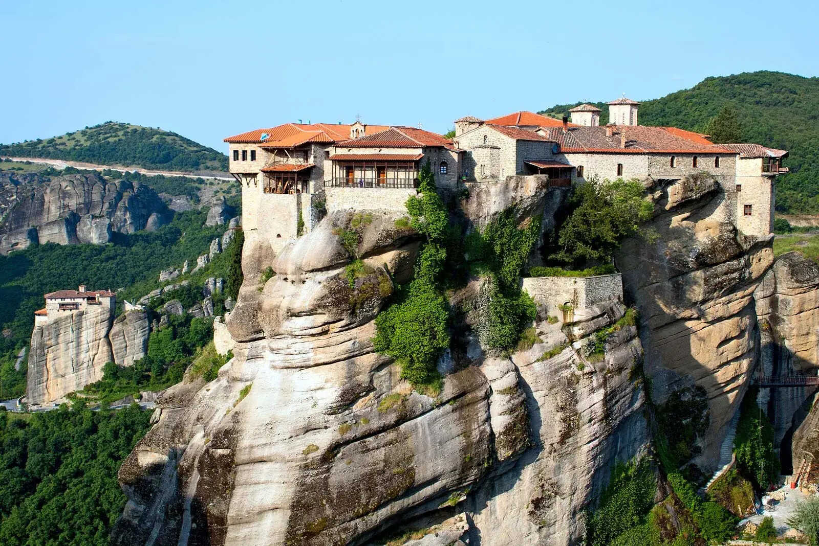 25-facts-about-meteora-monasteries