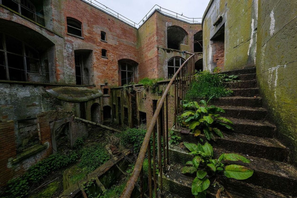 30-facts-about-abandoned-places