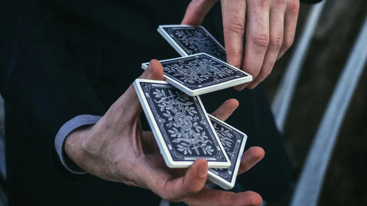 30-facts-about-magic-tricks