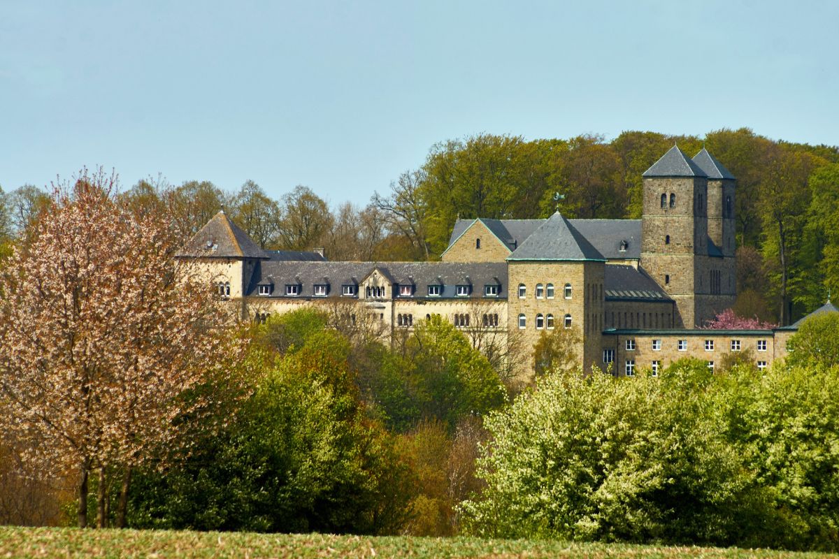 34-facts-about-gerleve-abbey