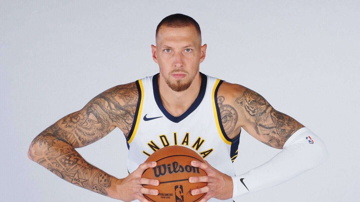 40-facts-about-daniel-theis