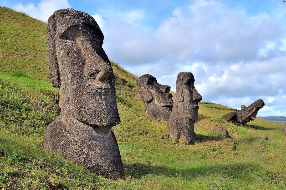 25-facts-about-the-easter-island-statues