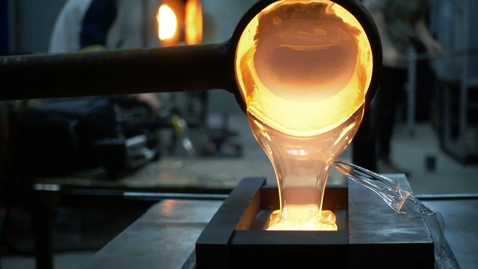 35-facts-about-glassmaking-history