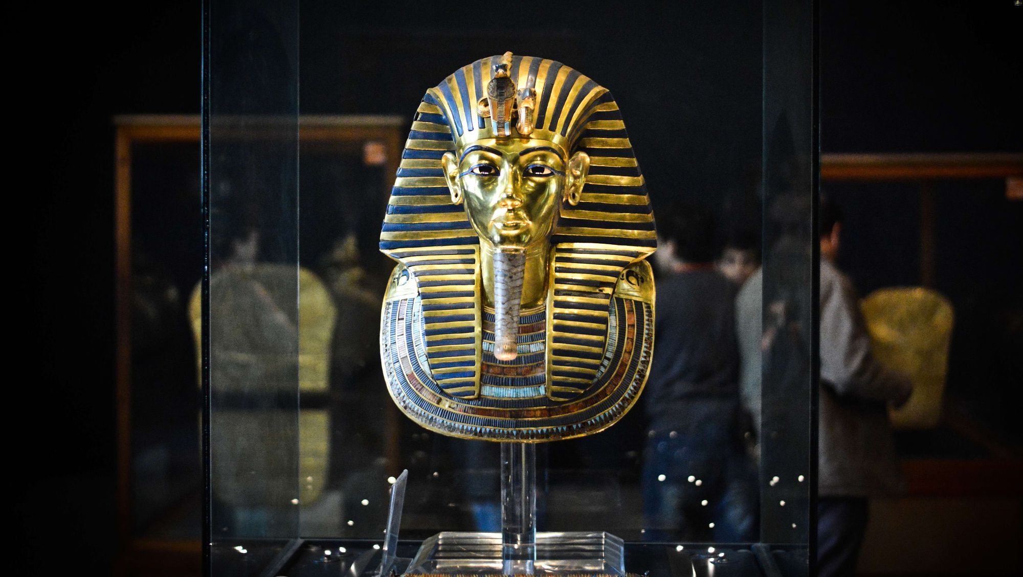 35-facts-about-king-tut-mask