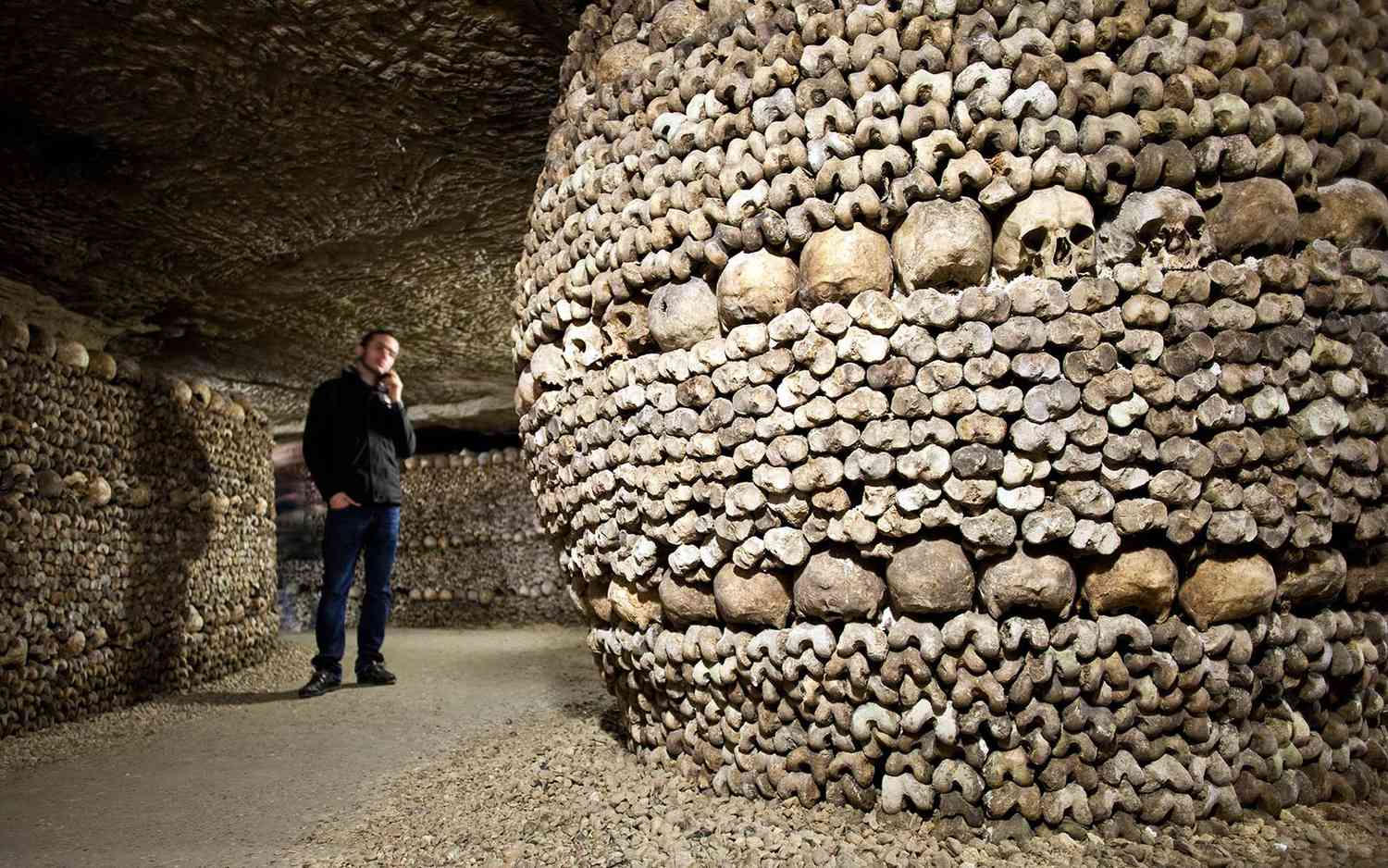 35-facts-about-paris-catacombs