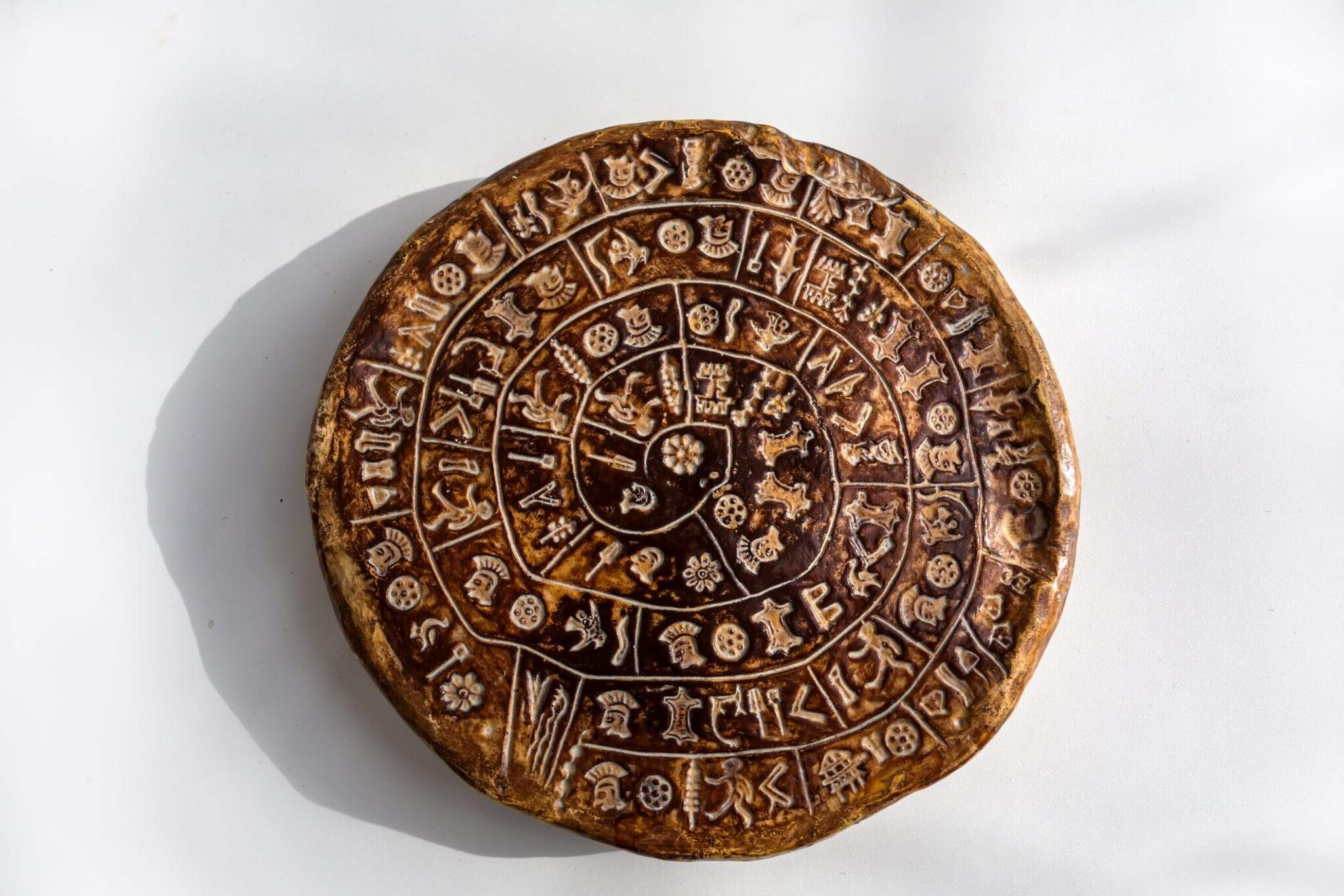 35-facts-about-phaistos-disc