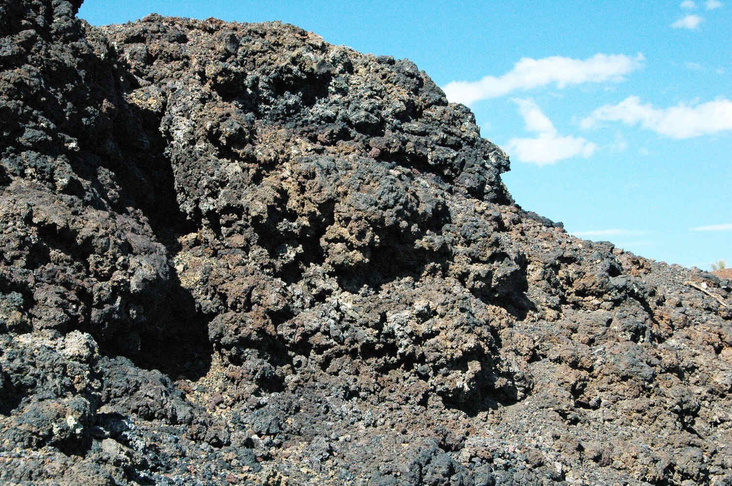 37-facts-about-volcanic-rock