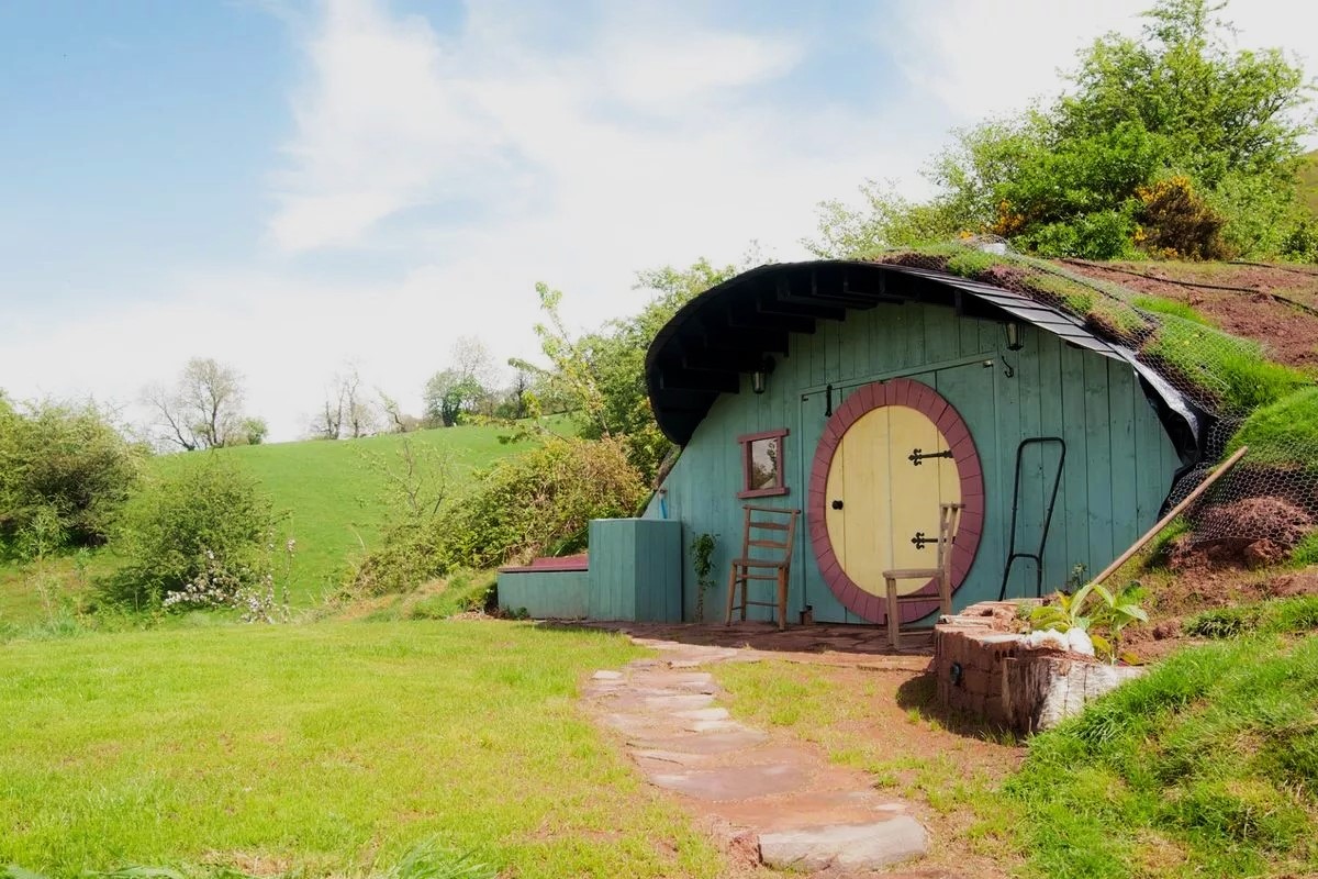 38-facts-about-hobbit-house-of-wales