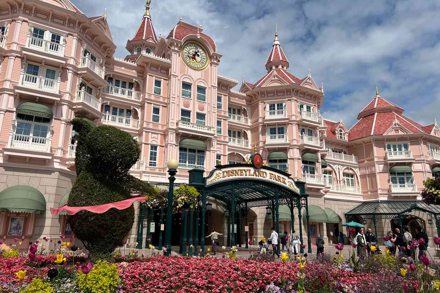 50-facts-about-disneyland-paris