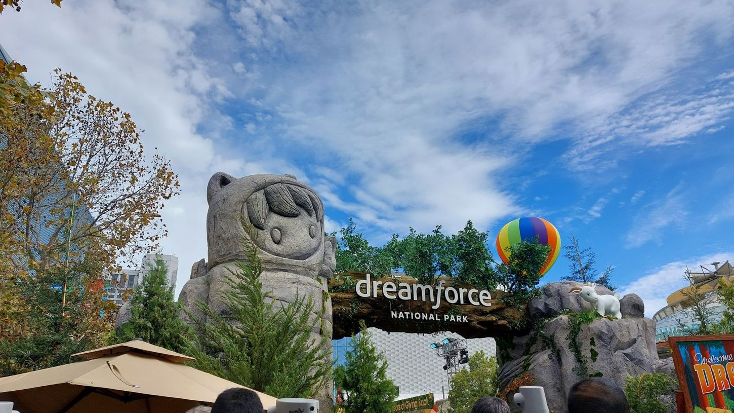 50 Facts About Dreamforce 2024 