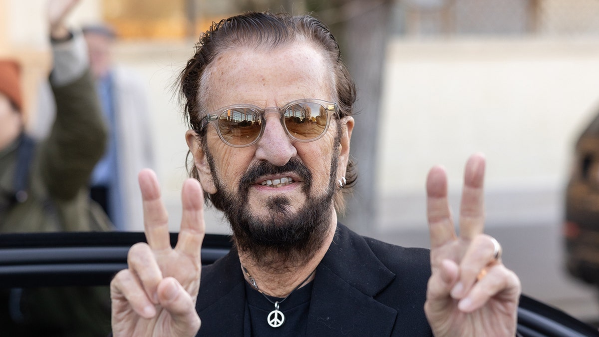 50-facts-about-ringo-starr