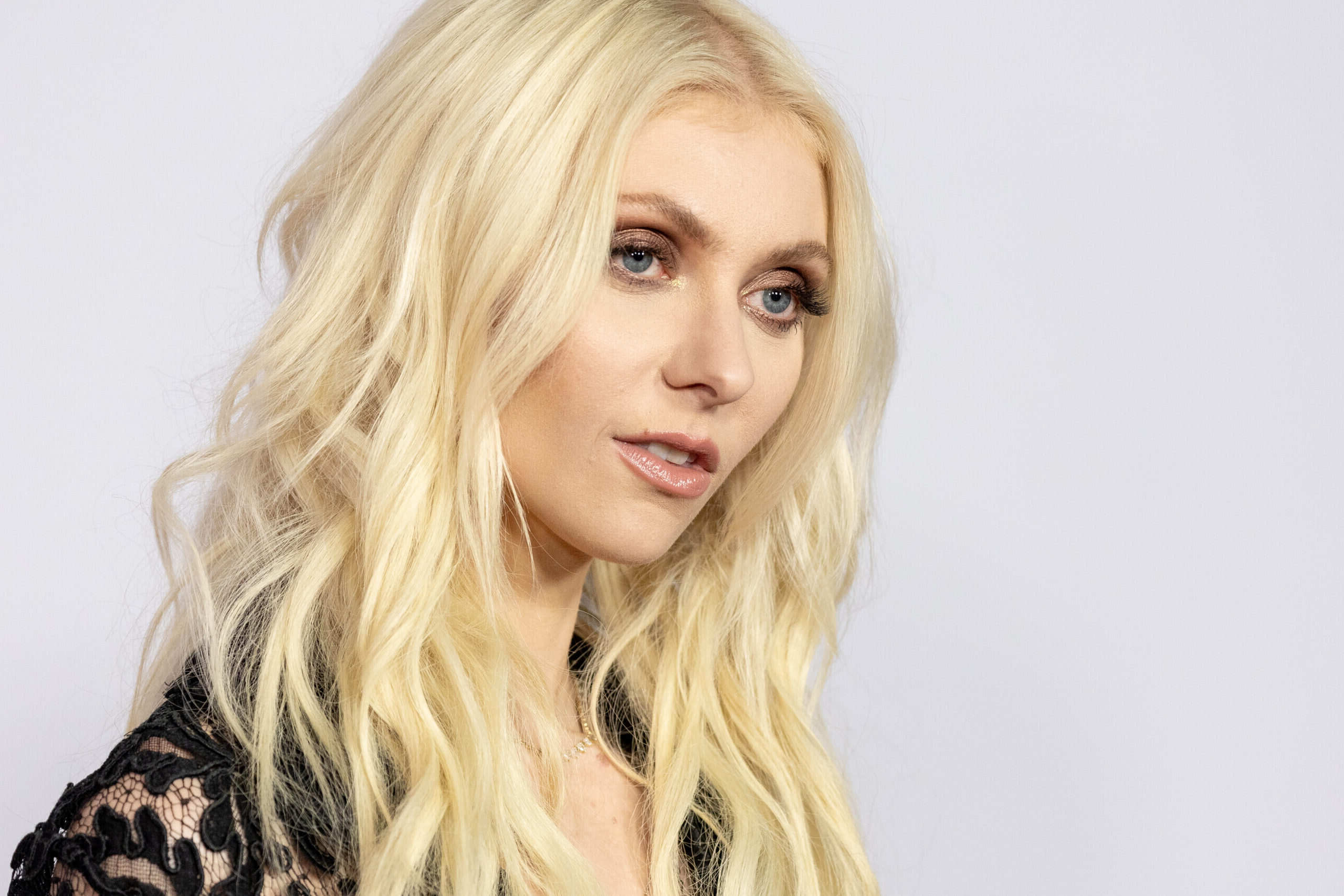 50-facts-about-taylor-momsen