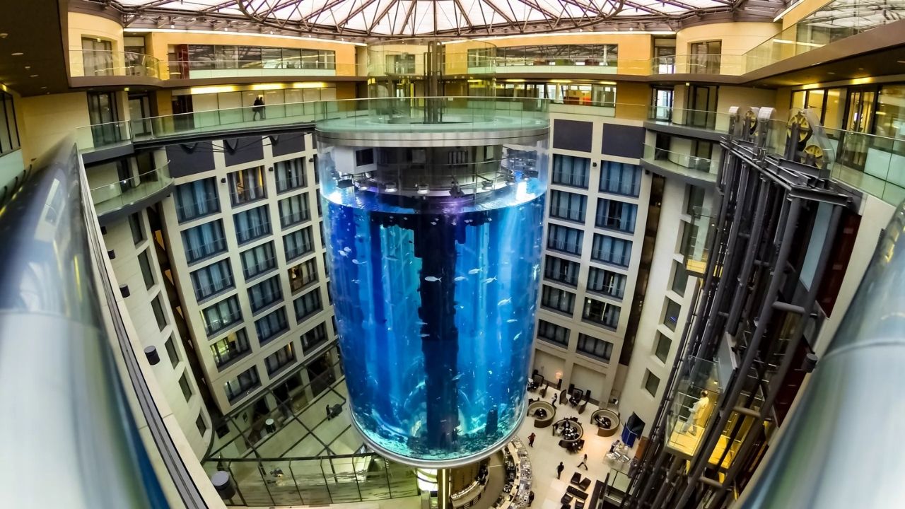 35-facts-about-berlin-aquadom-hotel