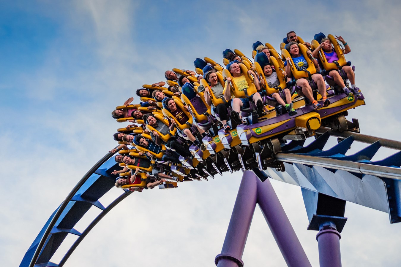 35-facts-about-dangerous-theme-park-rides