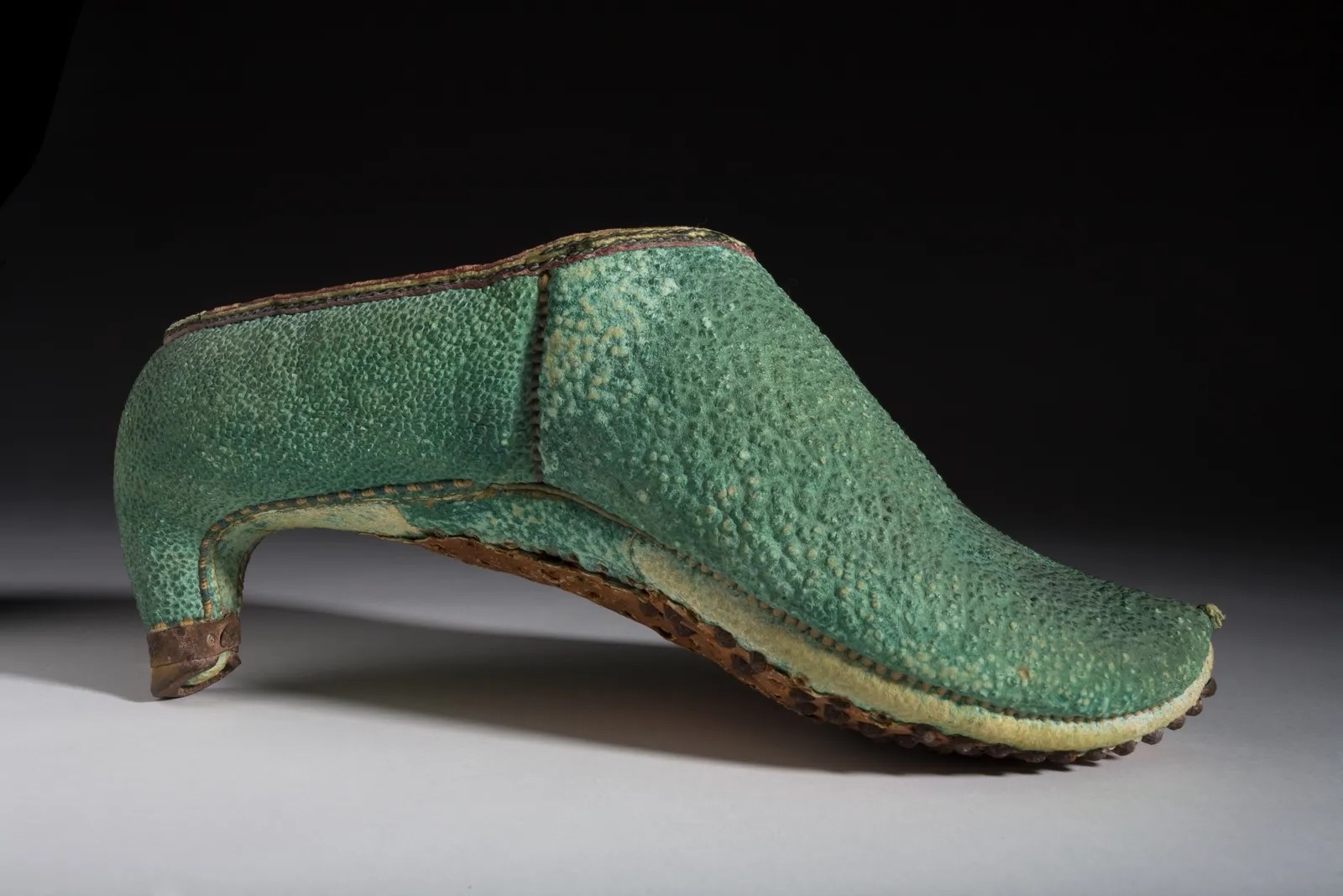 35-facts-about-high-heels-history