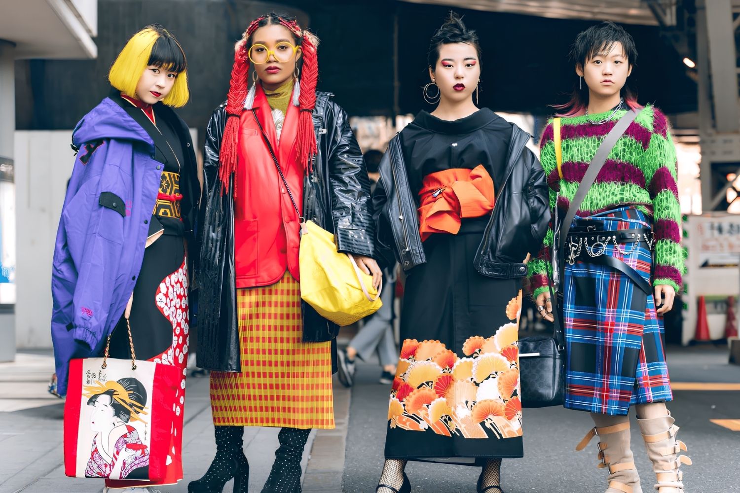 35-facts-about-japans-bizarre-street-fashion