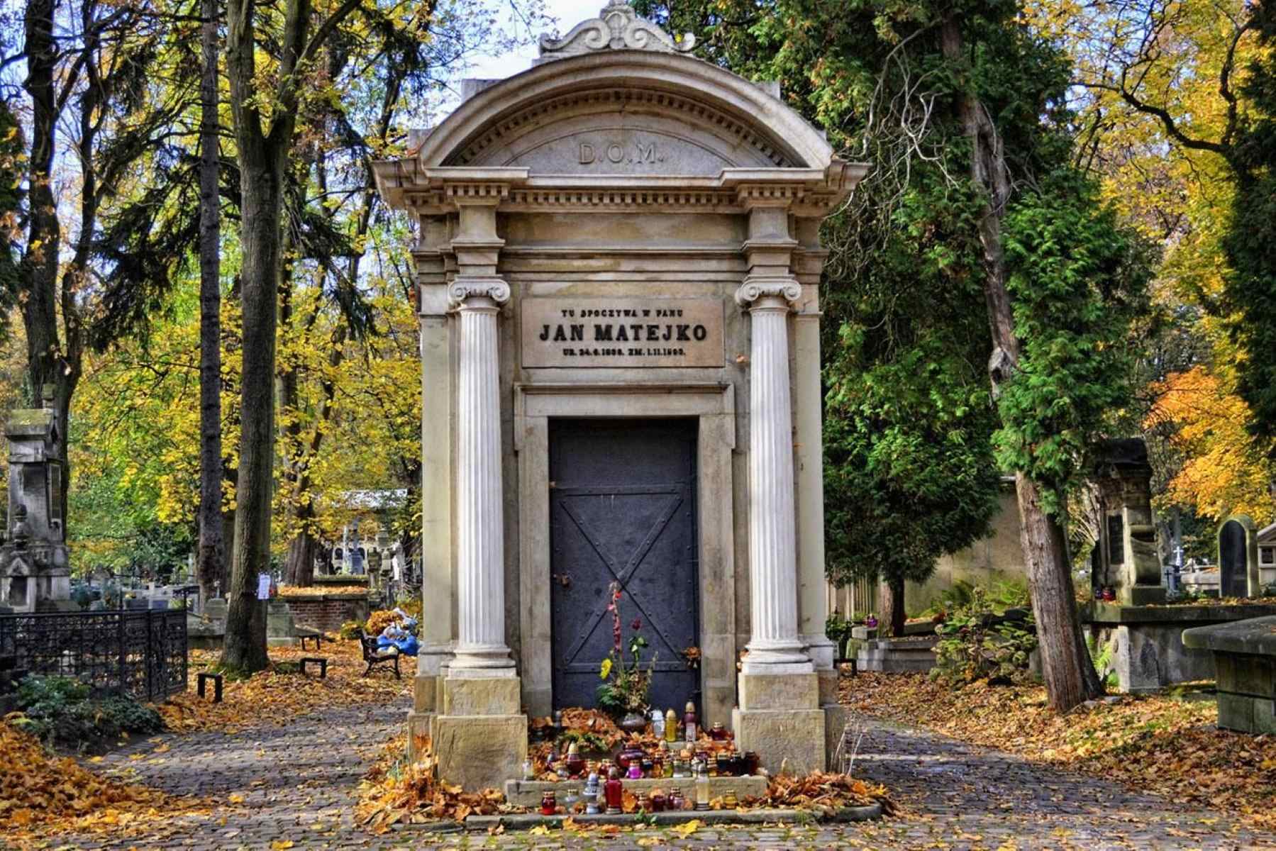 35-facts-about-poland-gothic-graveyard