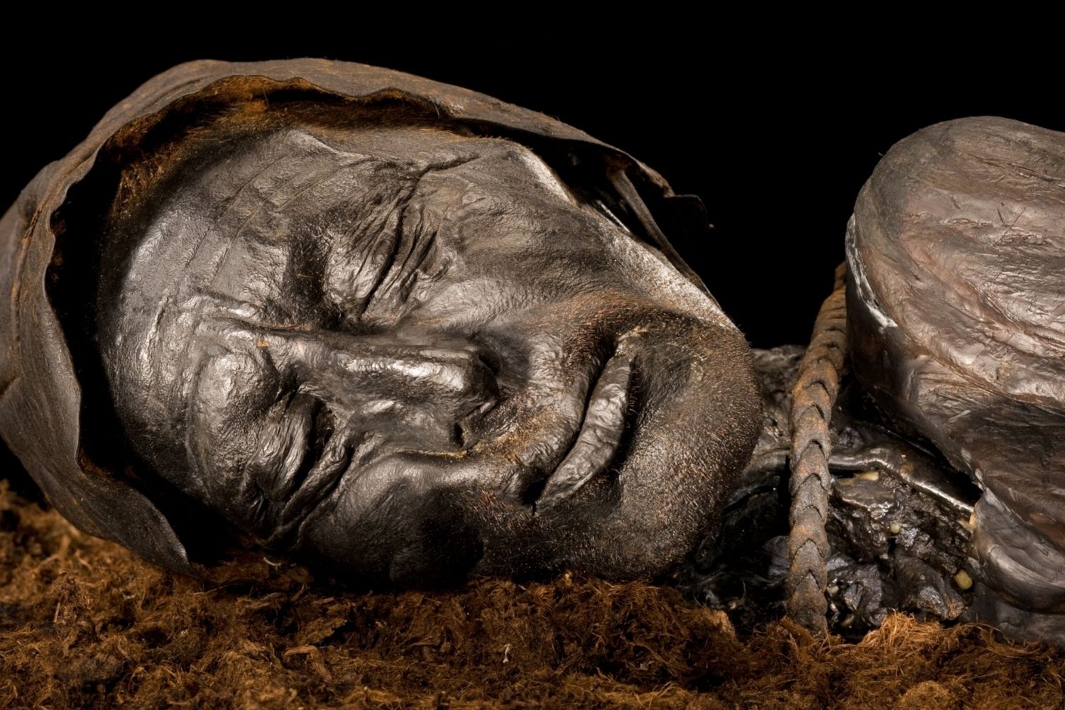 35-facts-about-tollund-man