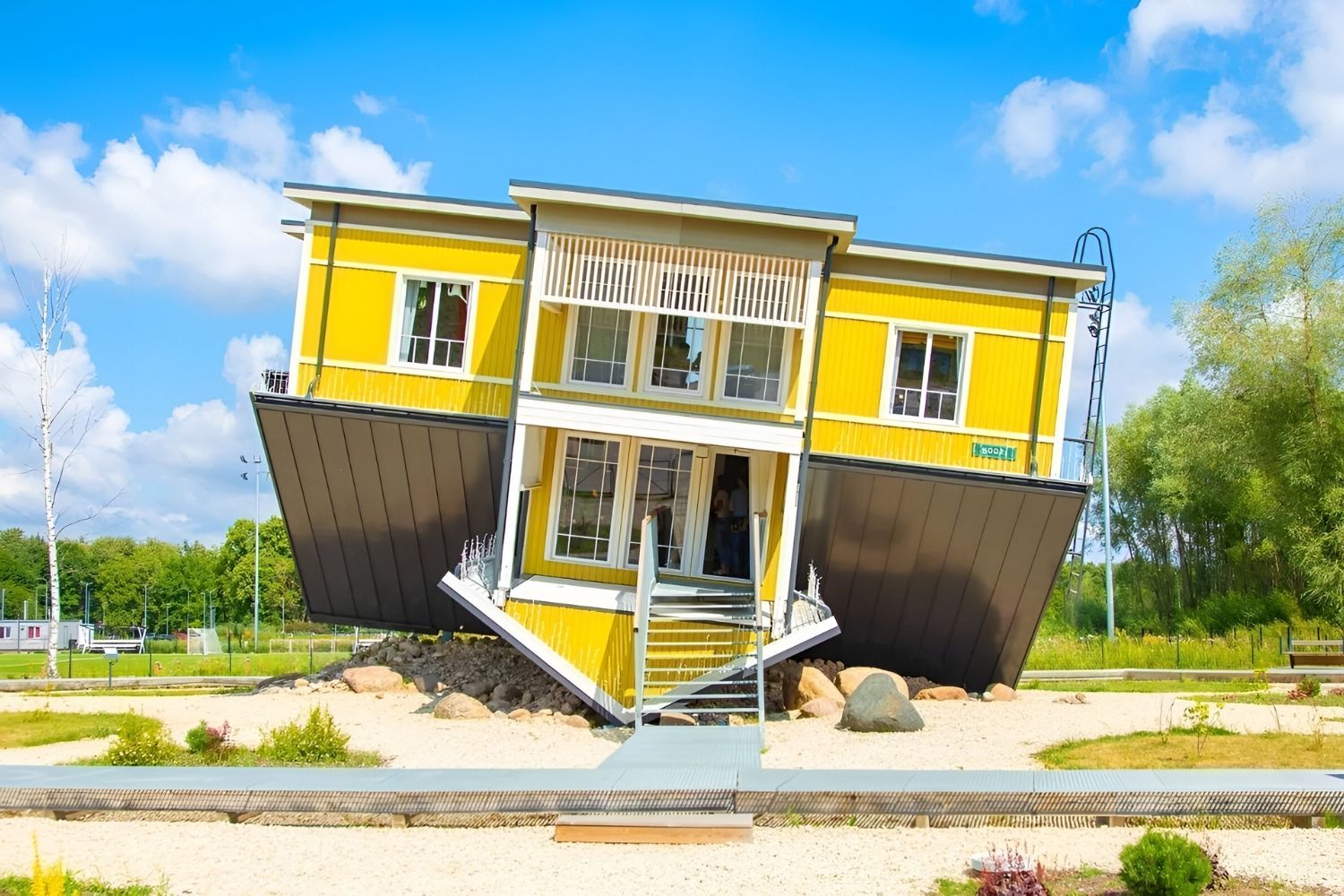 35-facts-about-weirdest-houses