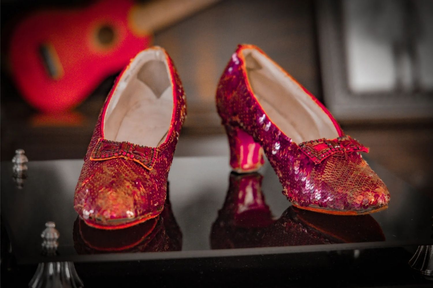 35-facts-about-wizard-of-oz-ruby-slippers