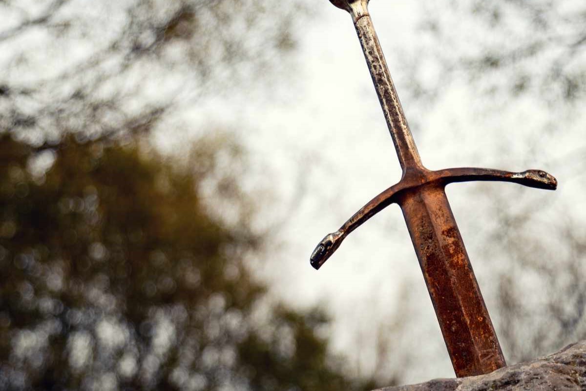 37-facts-about-excalibur-sword