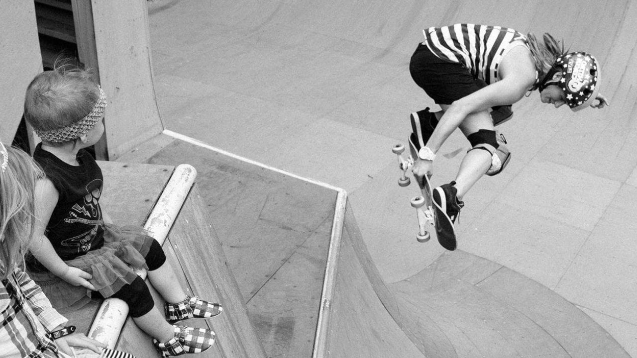 37-facts-about-female-skateboarders-1970s