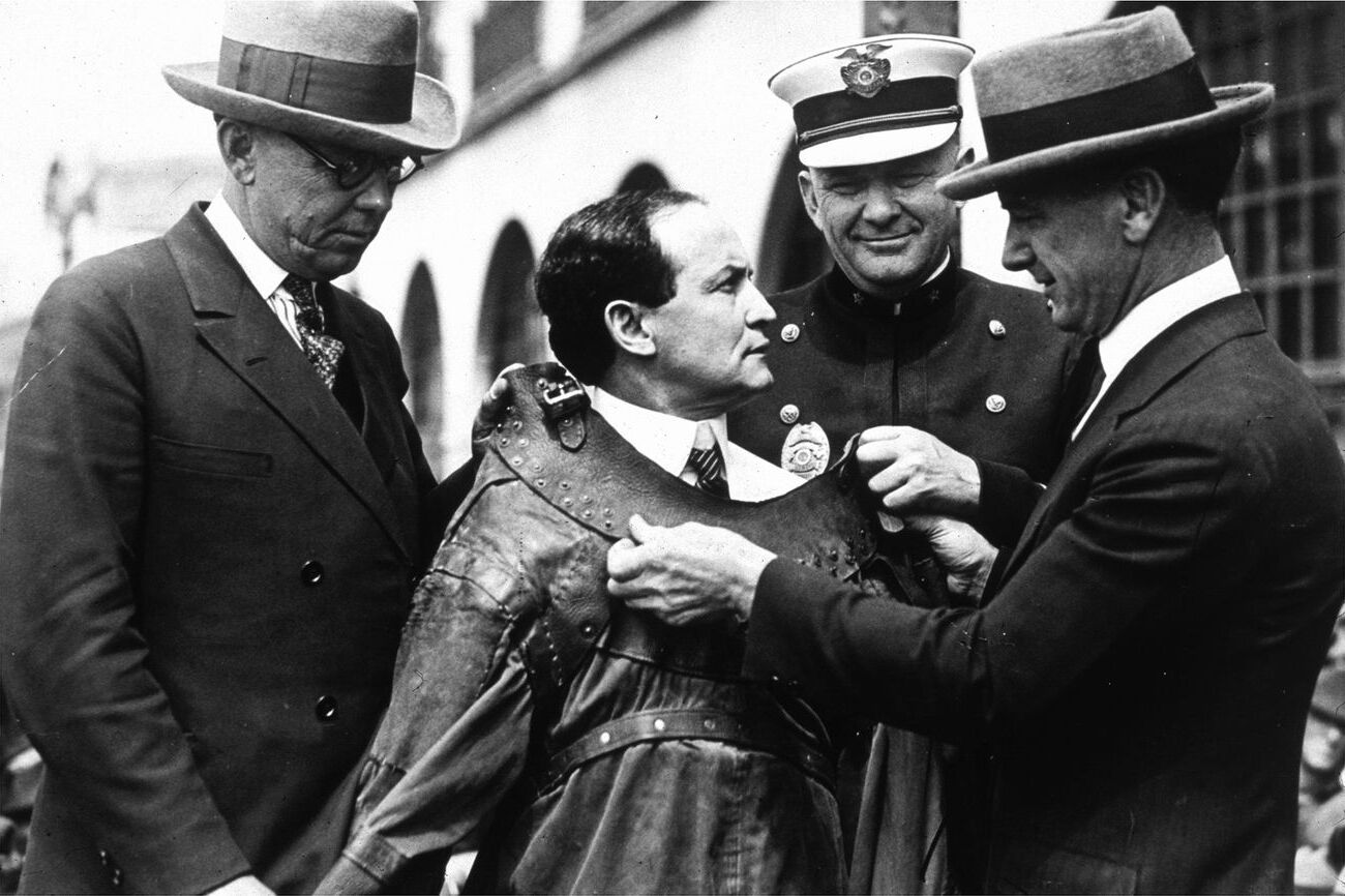 37-facts-about-harry-houdini-death-facts-net