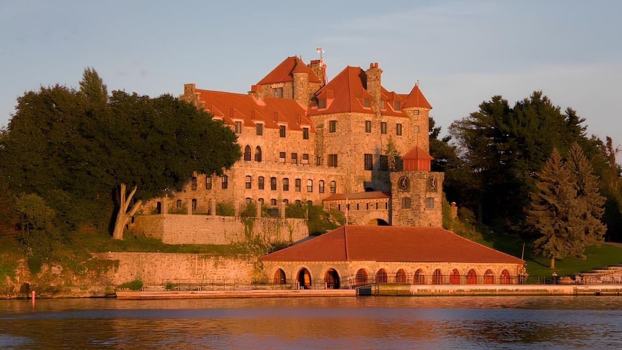 38-facts-about-singer-castle