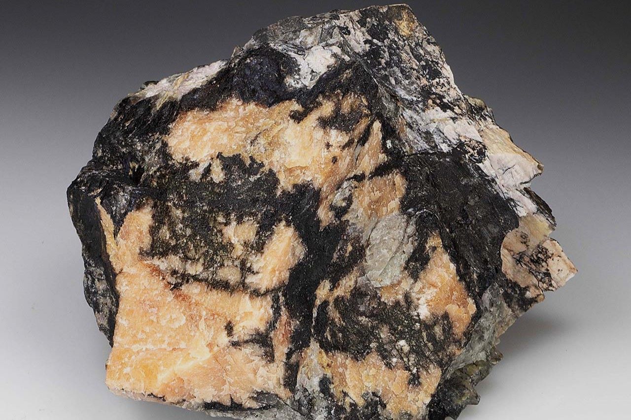 40-facts-about-lithiophilite