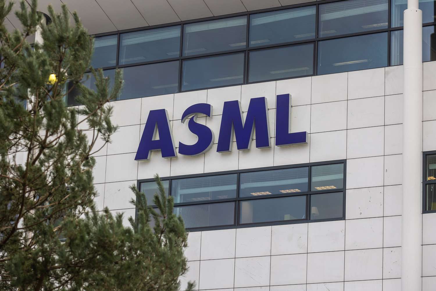 50-facts-about-asml