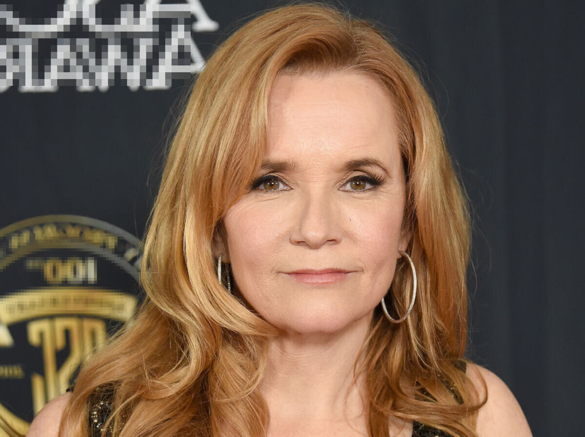 50-facts-about-lea-thompson