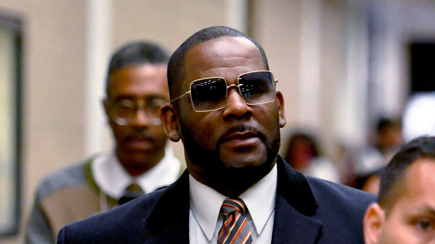 50-facts-about-r-kelly