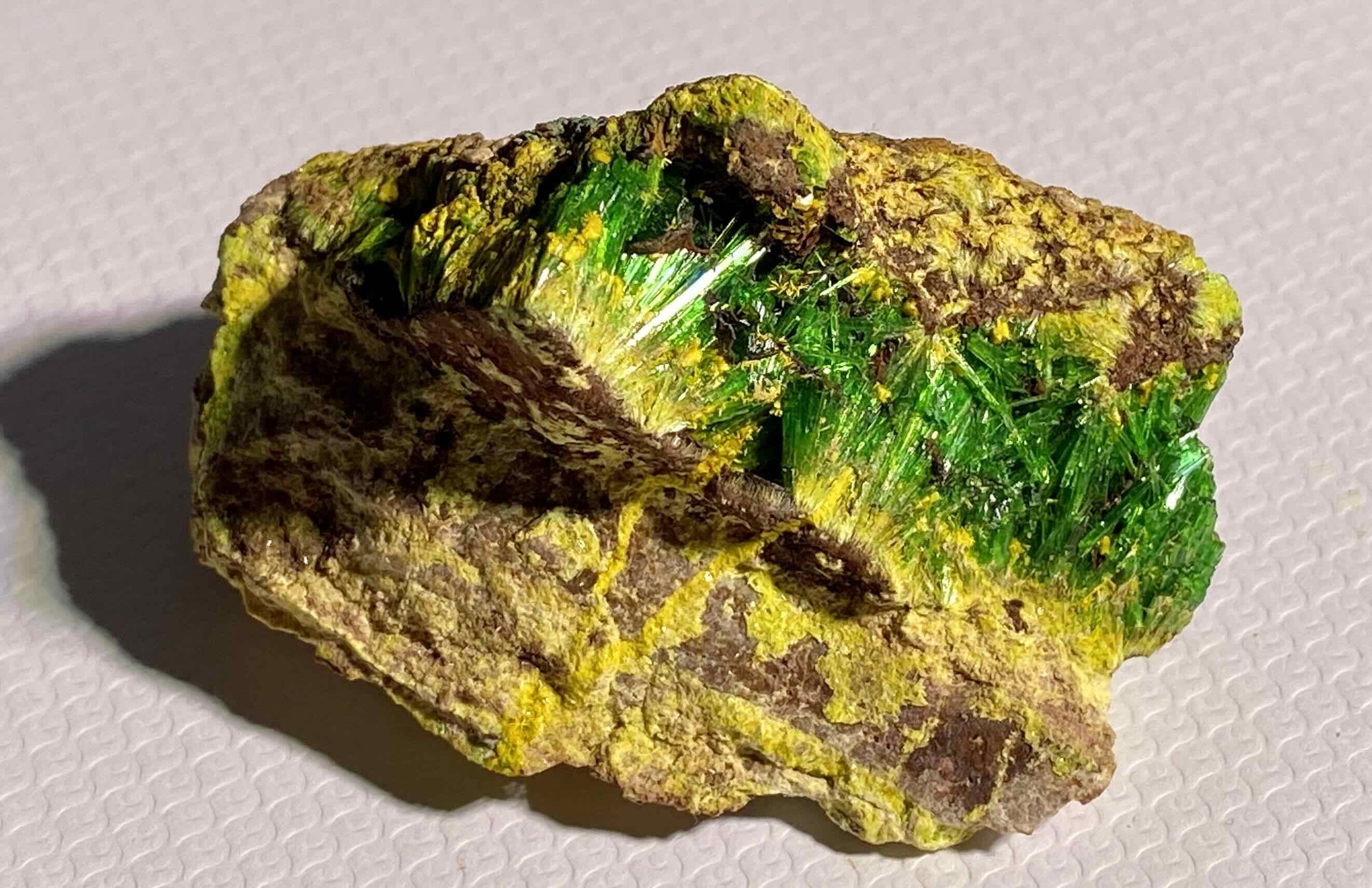 30-facts-about-soddyite