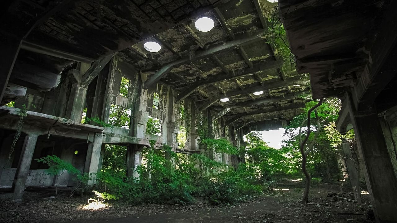 35-facts-about-abandoned-structures