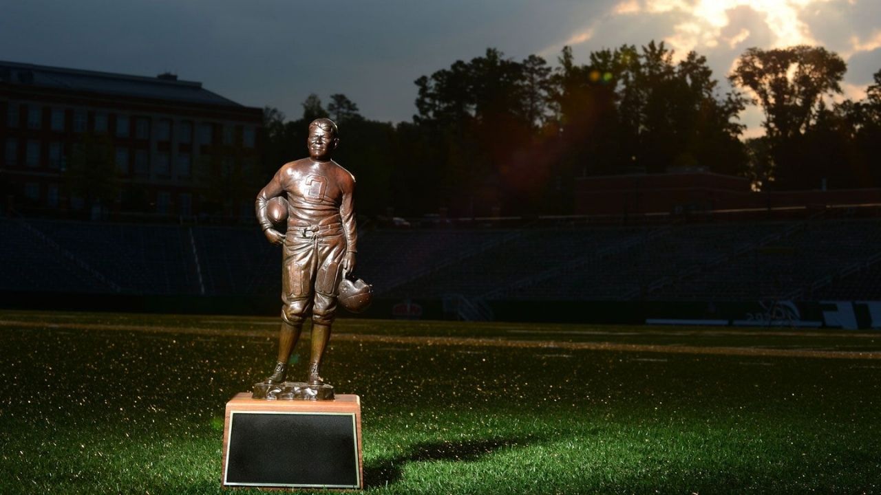 35-facts-about-jim-thorpe-award