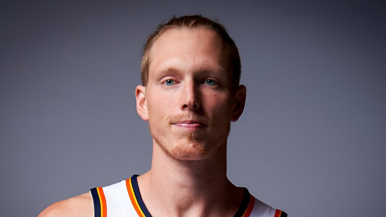 35-facts-about-kyle-singler