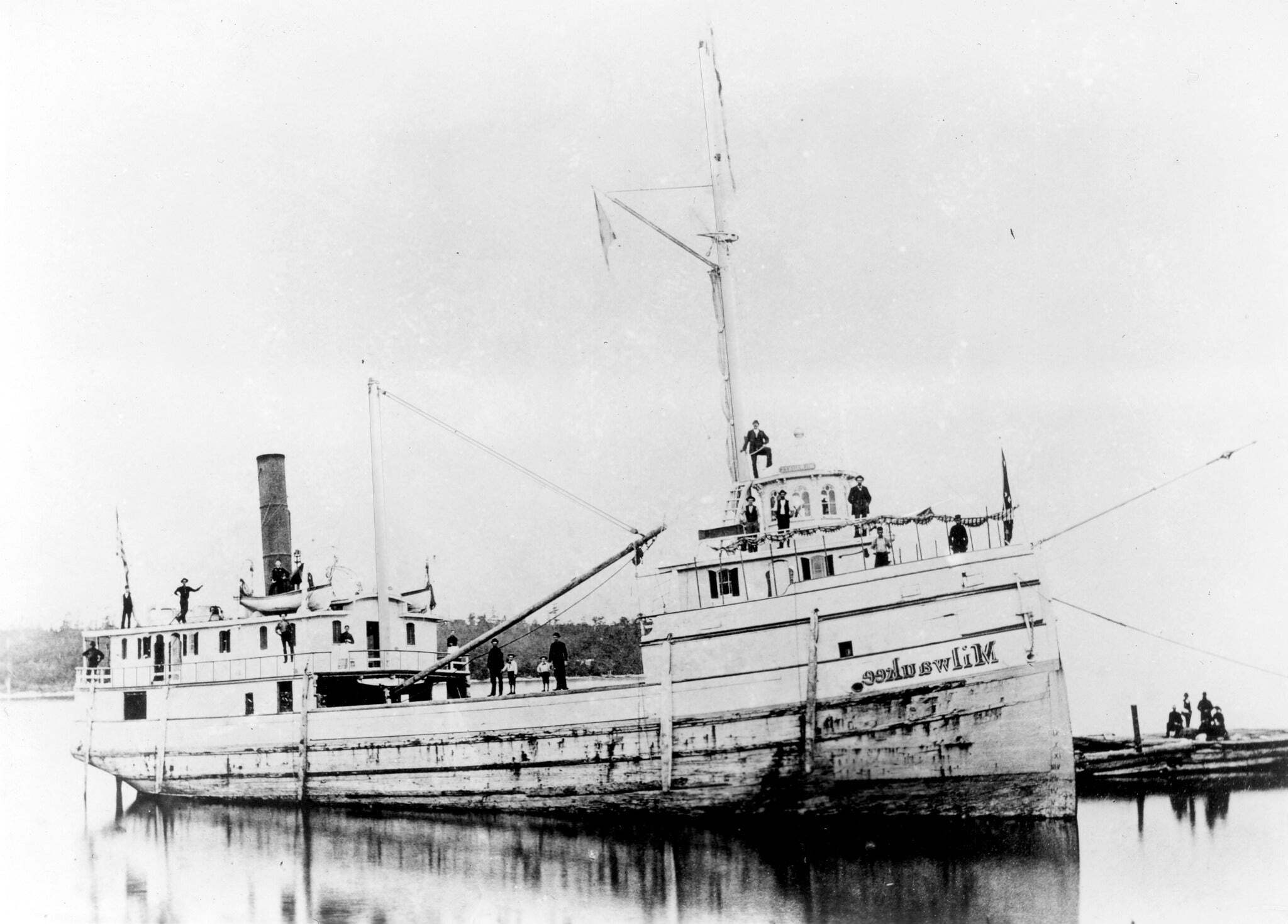 35-facts-about-milwaukee-steamship-shipwreck