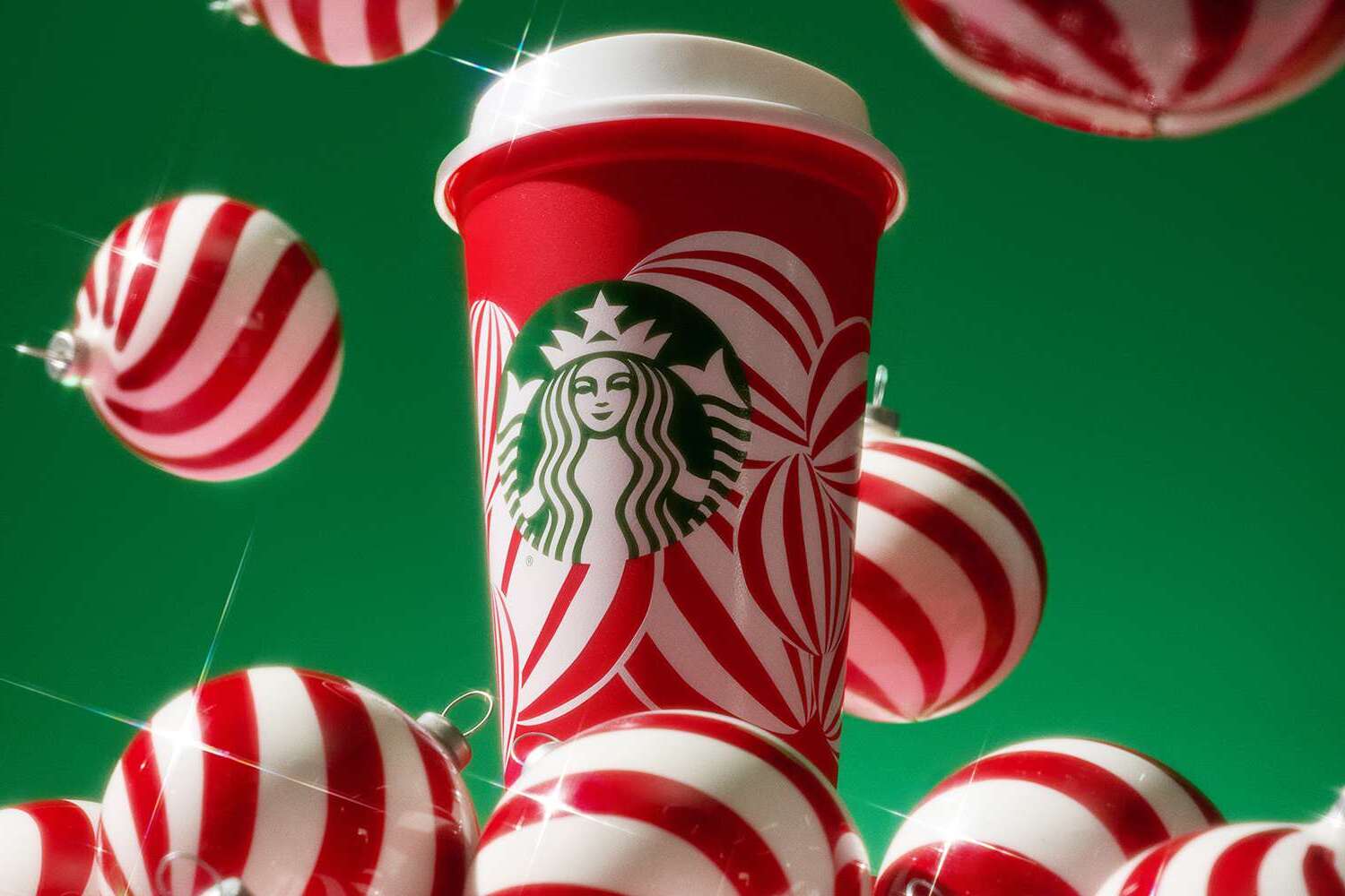 40-facts-about-starbucks-red-cup