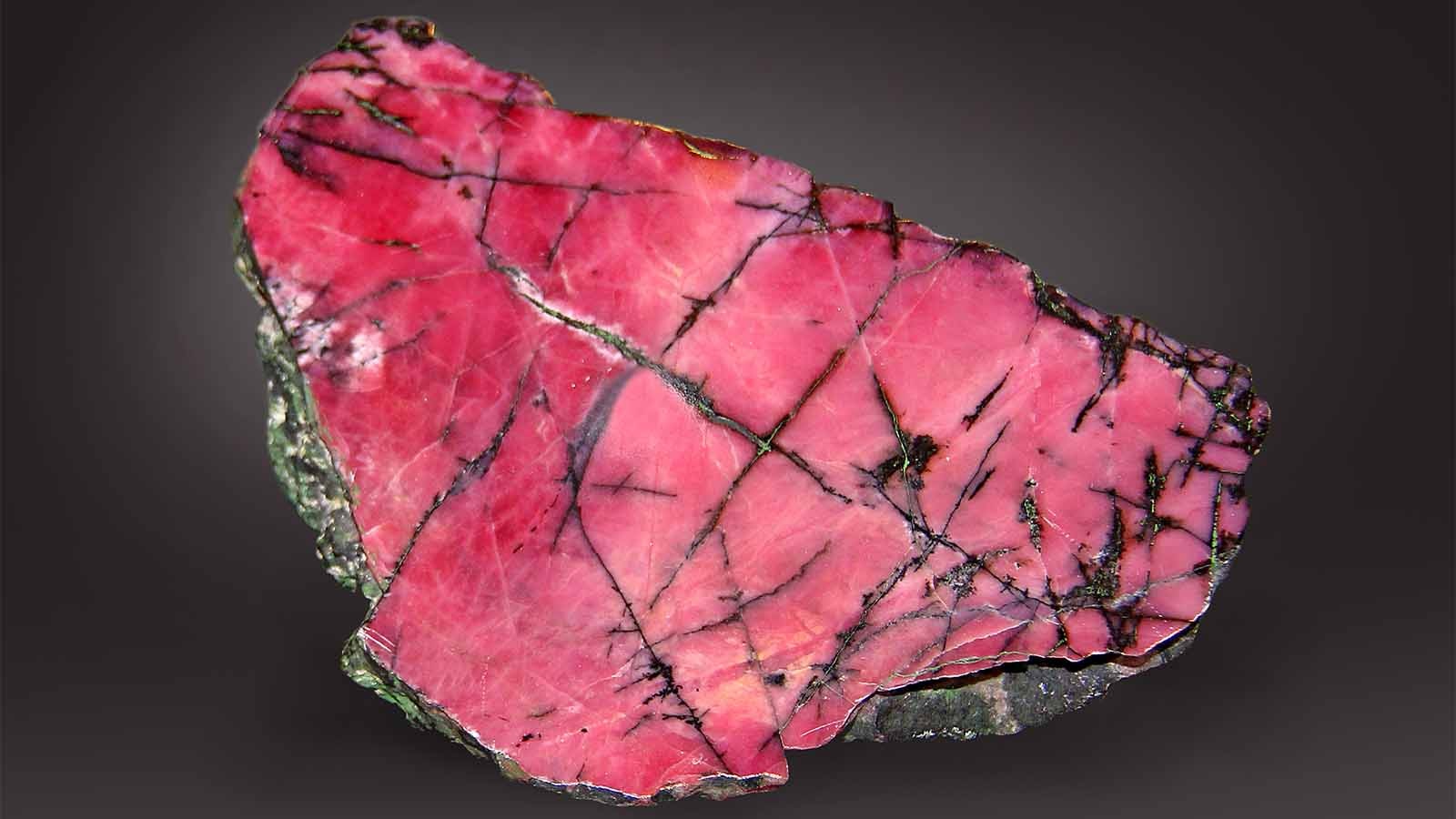 50-facts-about-rhodonite