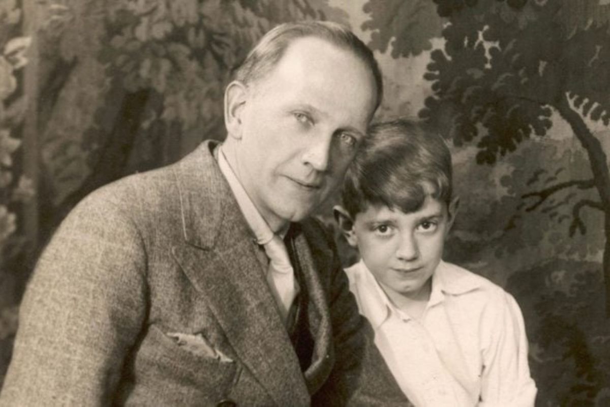 35 Facts About Christopher Robin Milne - Facts.net