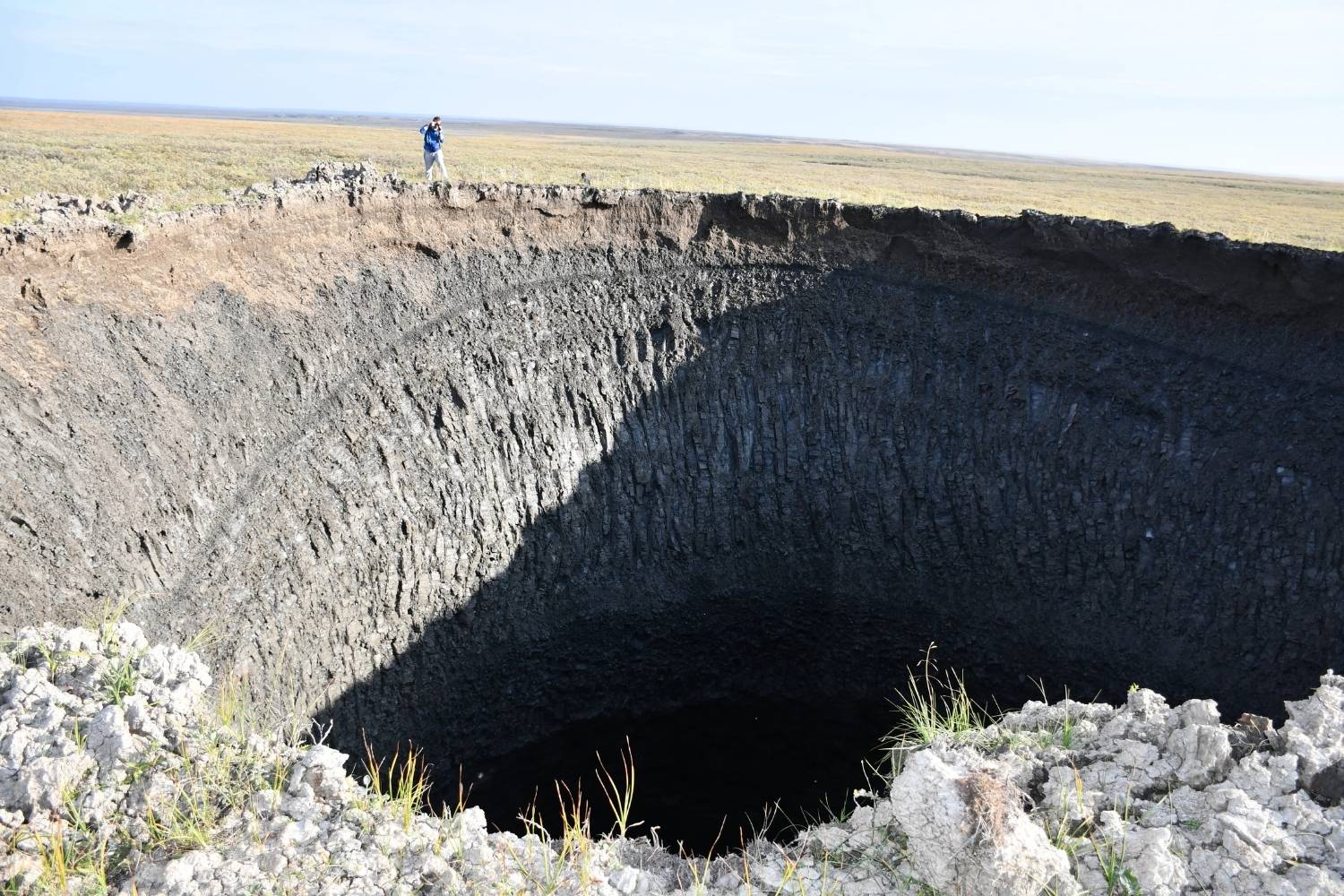 35-facts-about-giant-craters-siberia-climate-change