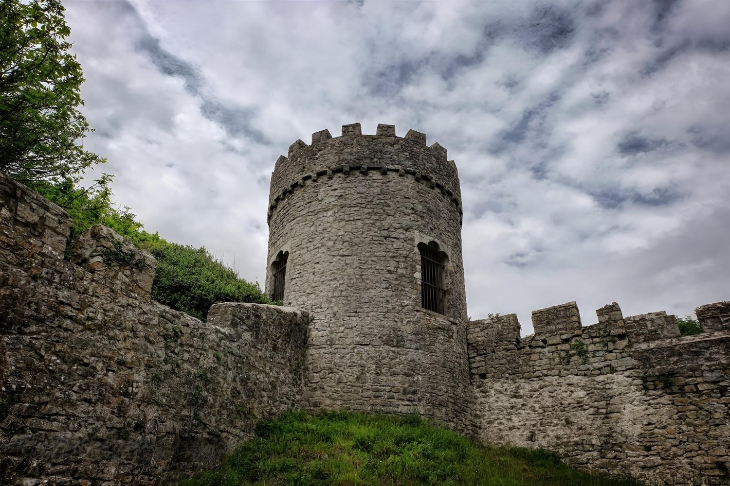 34-facts-about-dunraven-castle