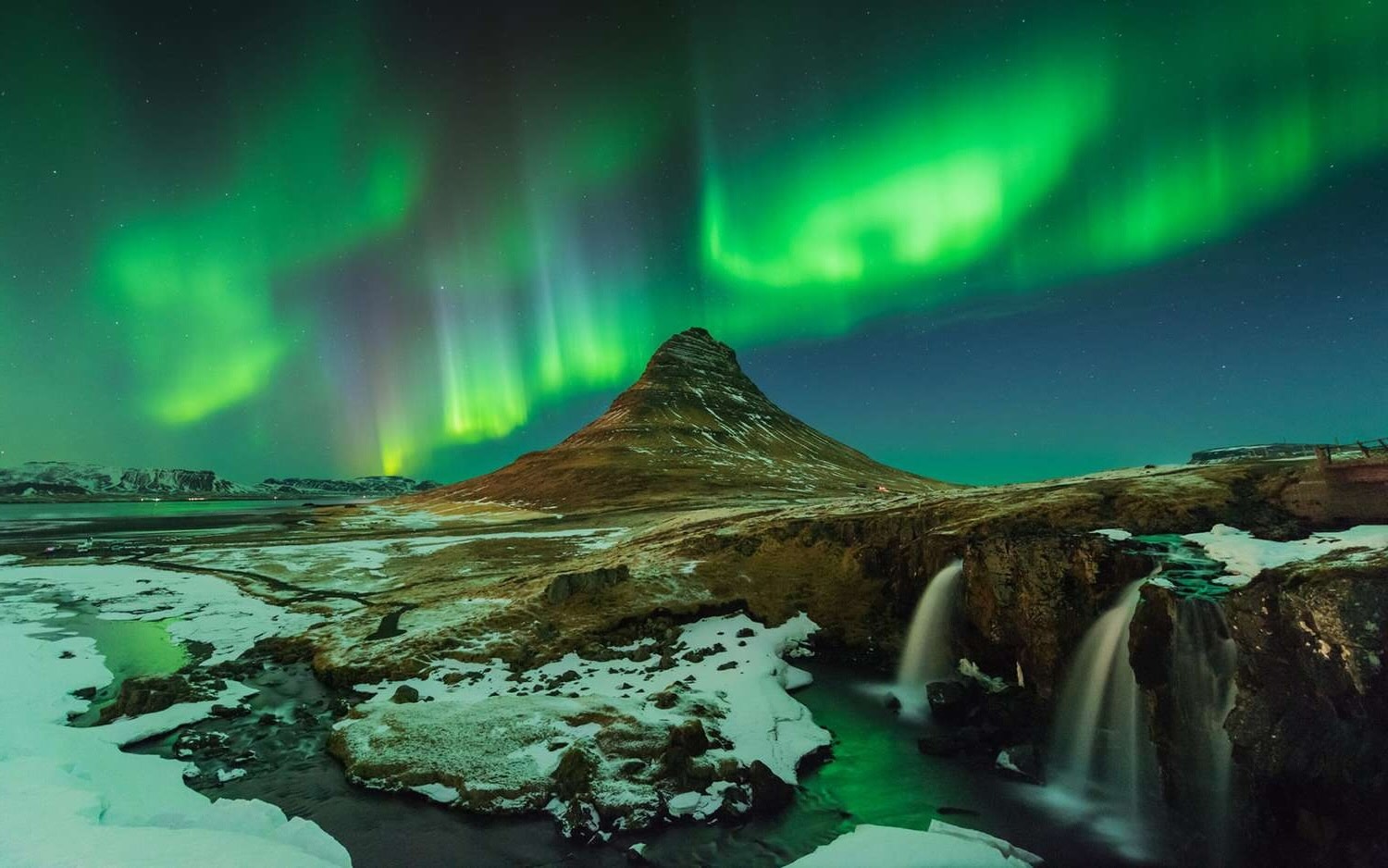 34-facts-about-iceland-northern-lights