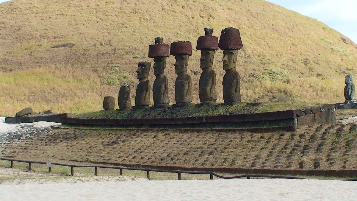 35-facts-about-easter-island-obsidian-blades