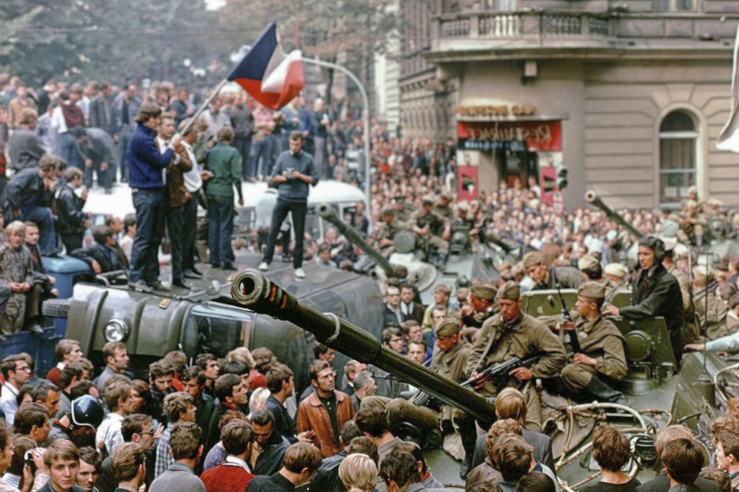 35-facts-about-warsaw-pact-invasion-of-czechoslovakia