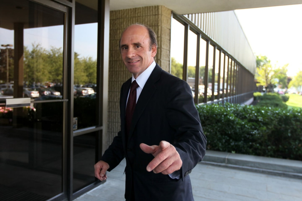 12-facts-about-arthur-demoulas-market-basket