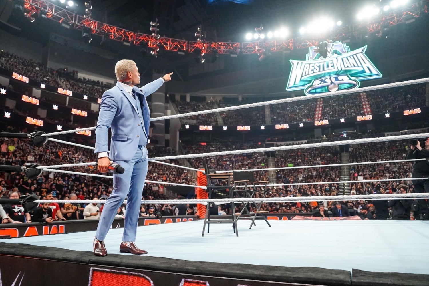 20-speculative-facts-about-wrestlemania-42