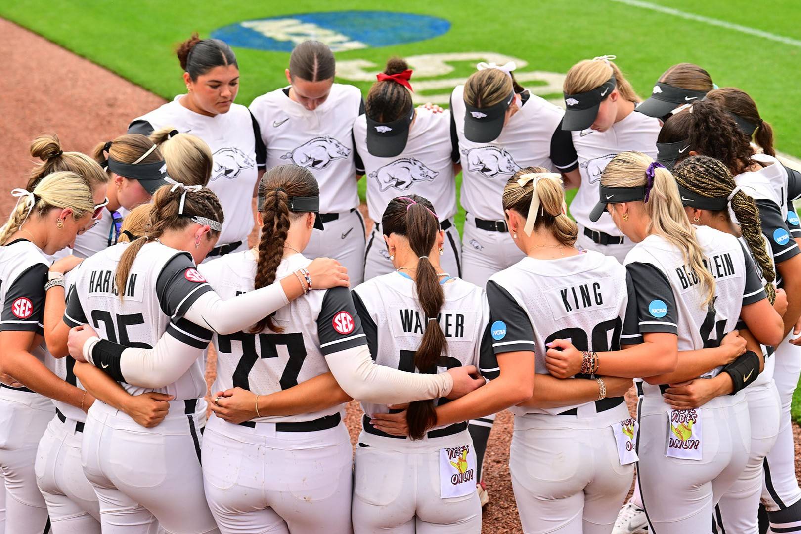 20-tournament-facts-about-softball-super-regionals