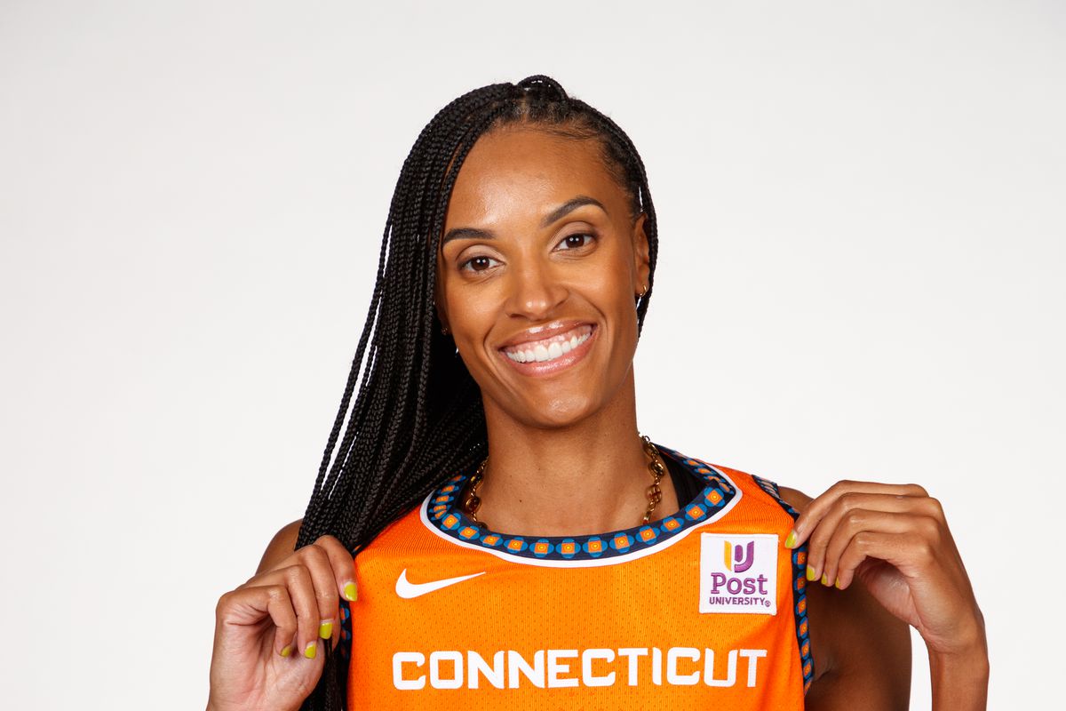 20-veteran-facts-about-dewanna-bonner