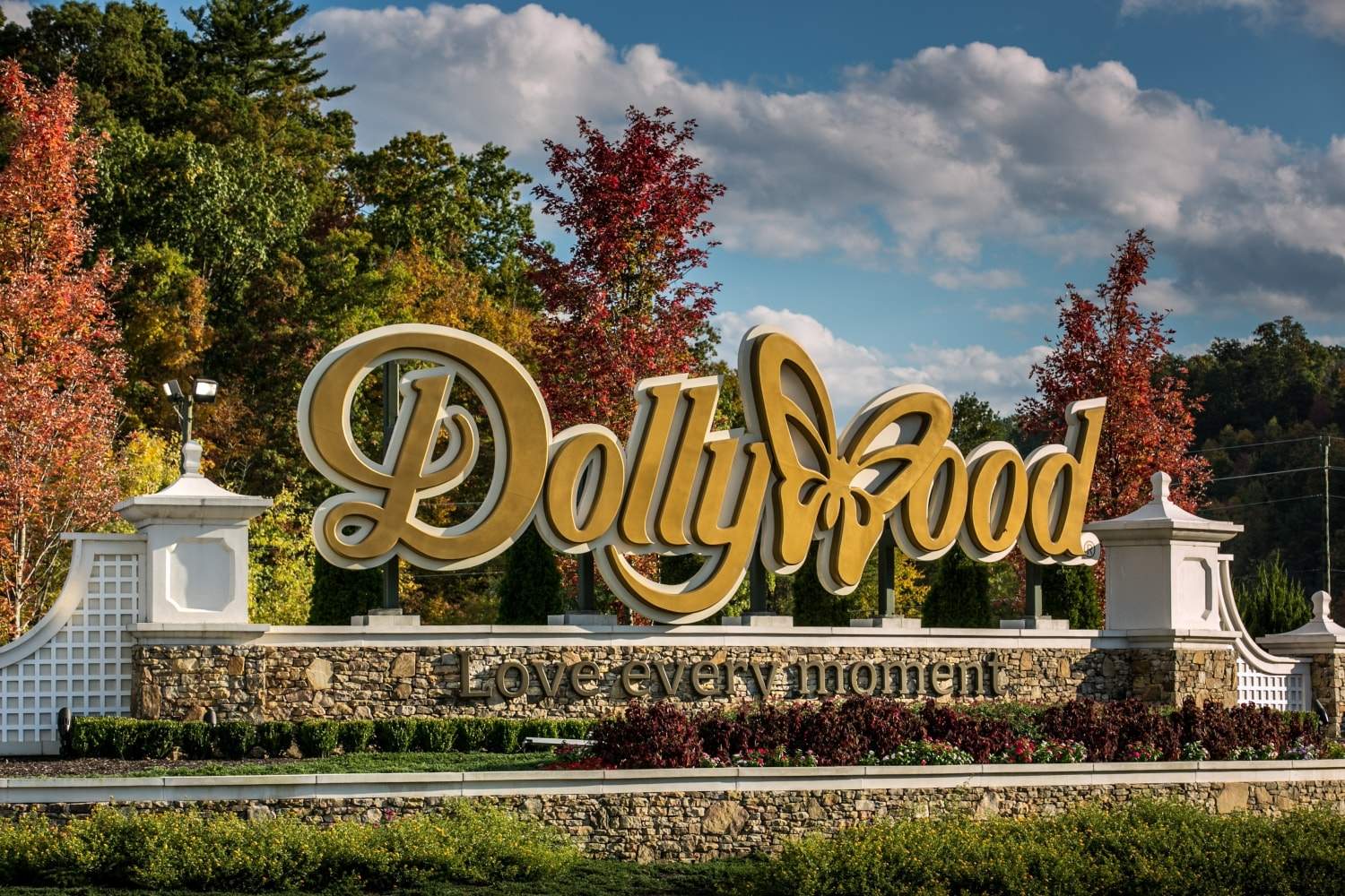 25-facts-about-dollywood
